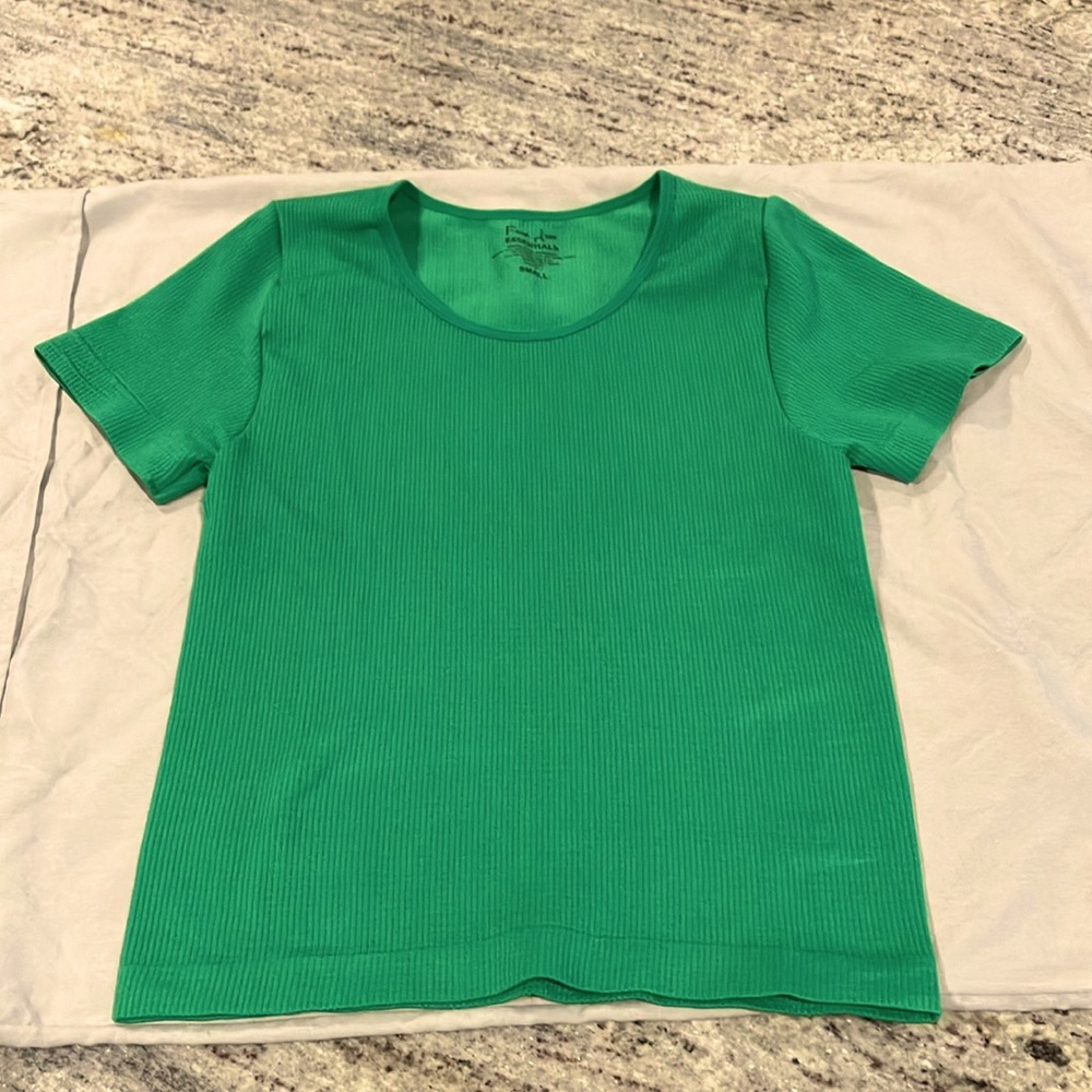 Green ribbed crop top